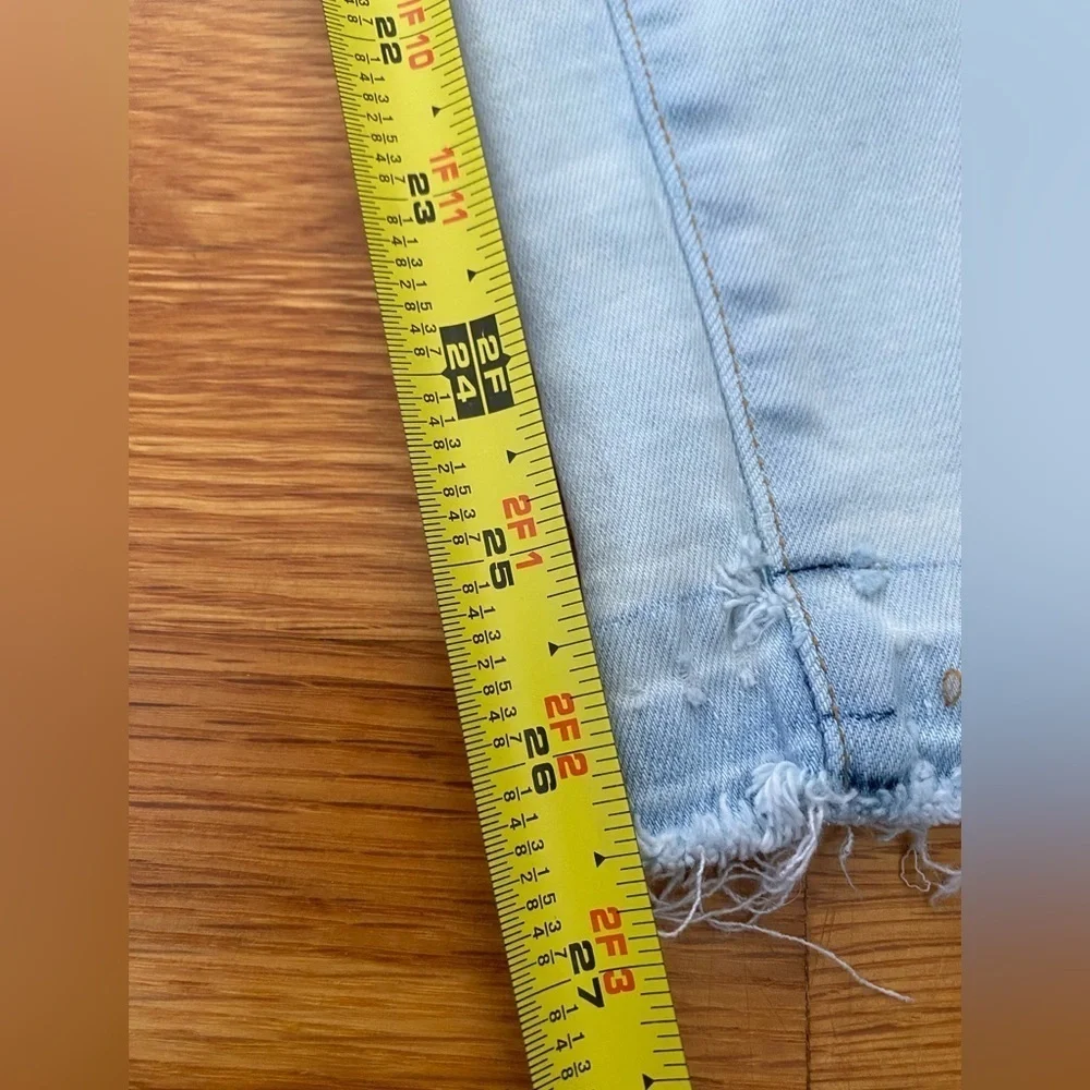 Gap 1969 Jeans Women 6/28R Stretch Skinny Mid Rise Light Wash Raw Hem Distressed